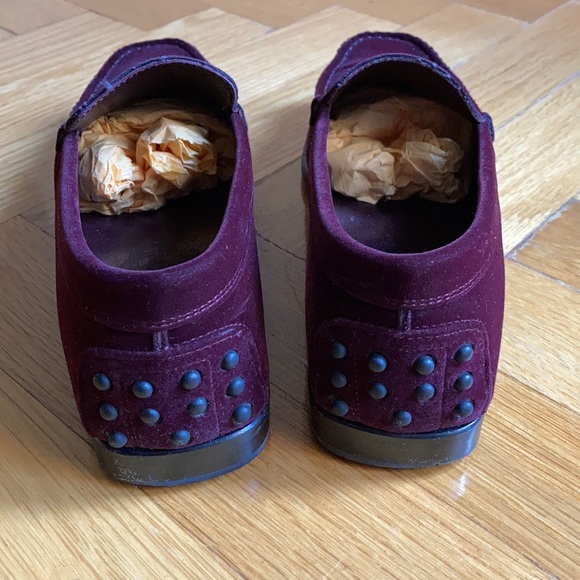 Tod’s velvet loafer driving shoe burgundy slip on flats Exceppent well kept - Picture 7 of 9